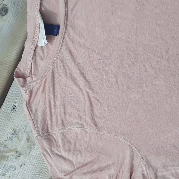 Universal Thread tee - Picture 4 of 8